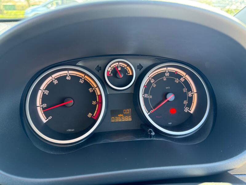 VAUXHALL CORSA
