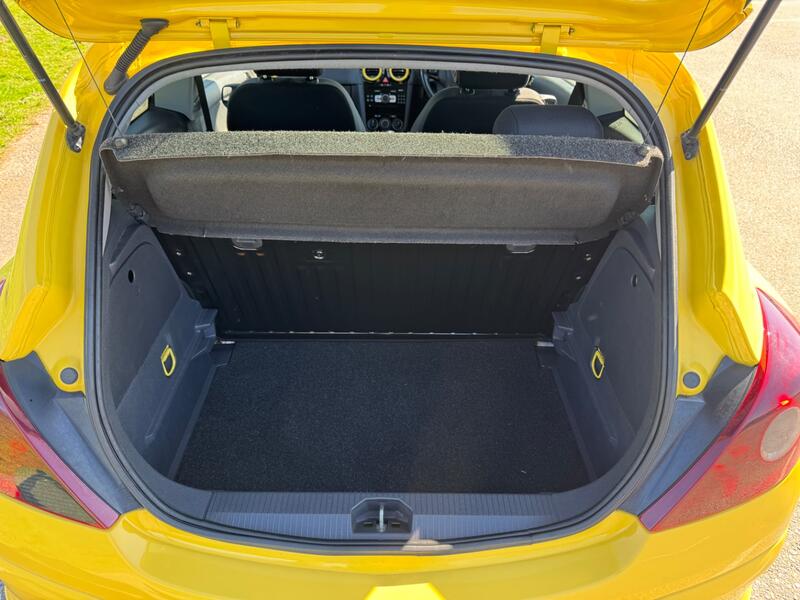 VAUXHALL CORSA