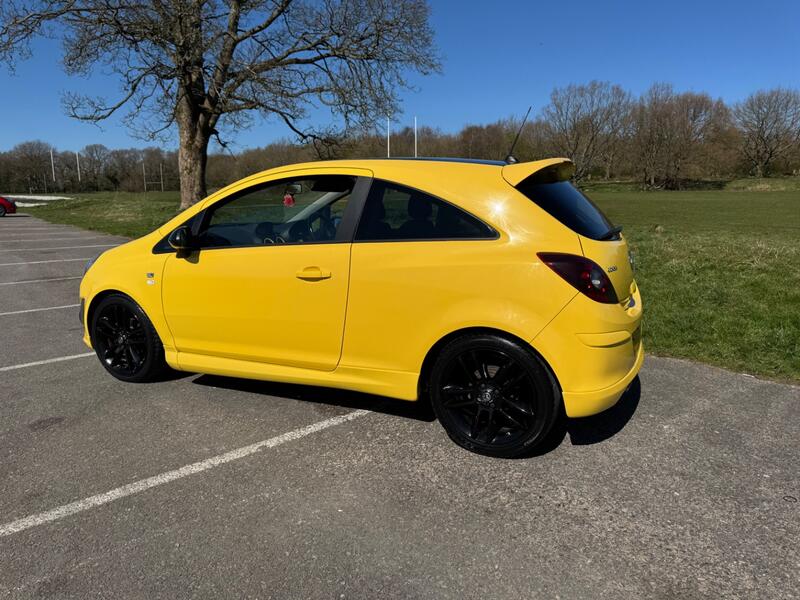 VAUXHALL CORSA