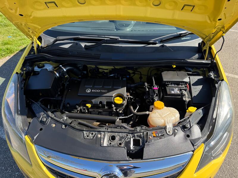 VAUXHALL CORSA