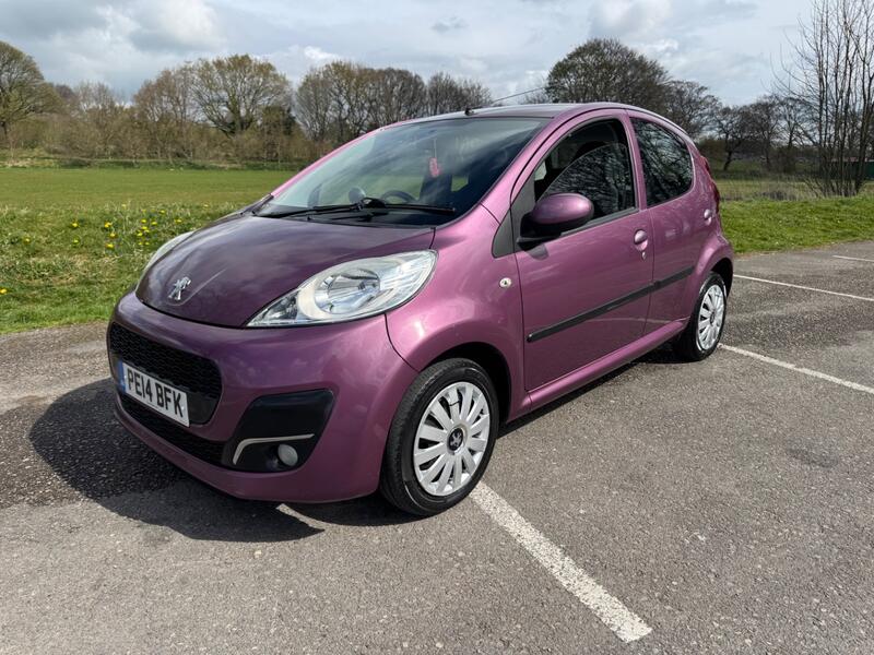PEUGEOT 107